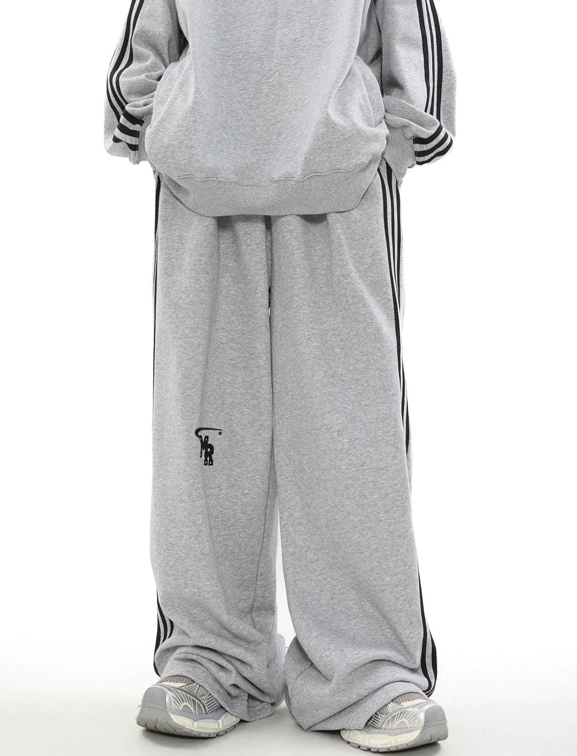 Logo Embroidery Side Stripes Half-Zip & Sweatpants Set