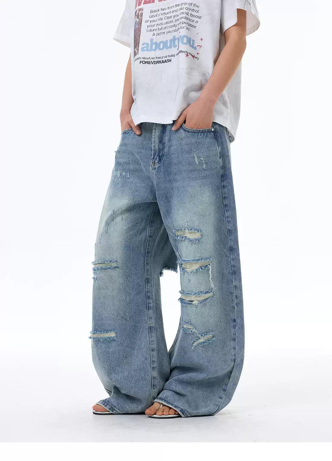 Distressed Faded Curved Jeans