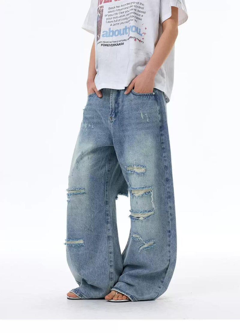 Distressed Faded Curved Jeans
