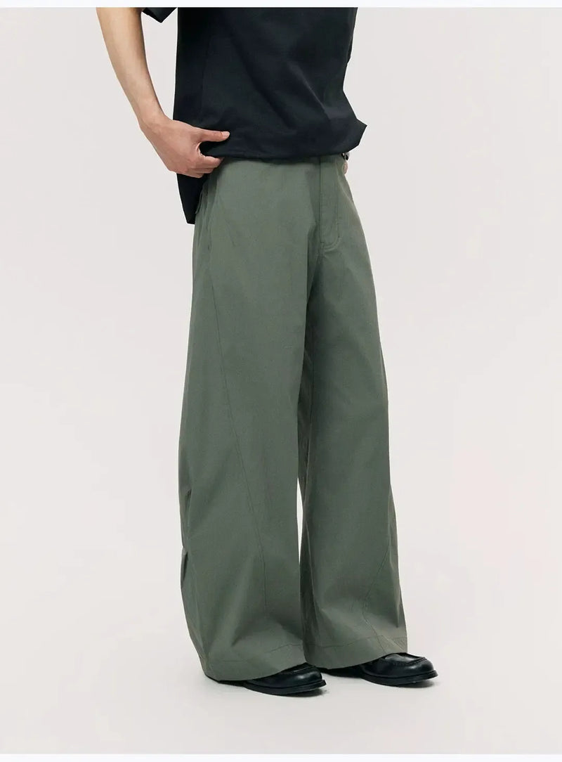 Structured Seamed Barrel Pants