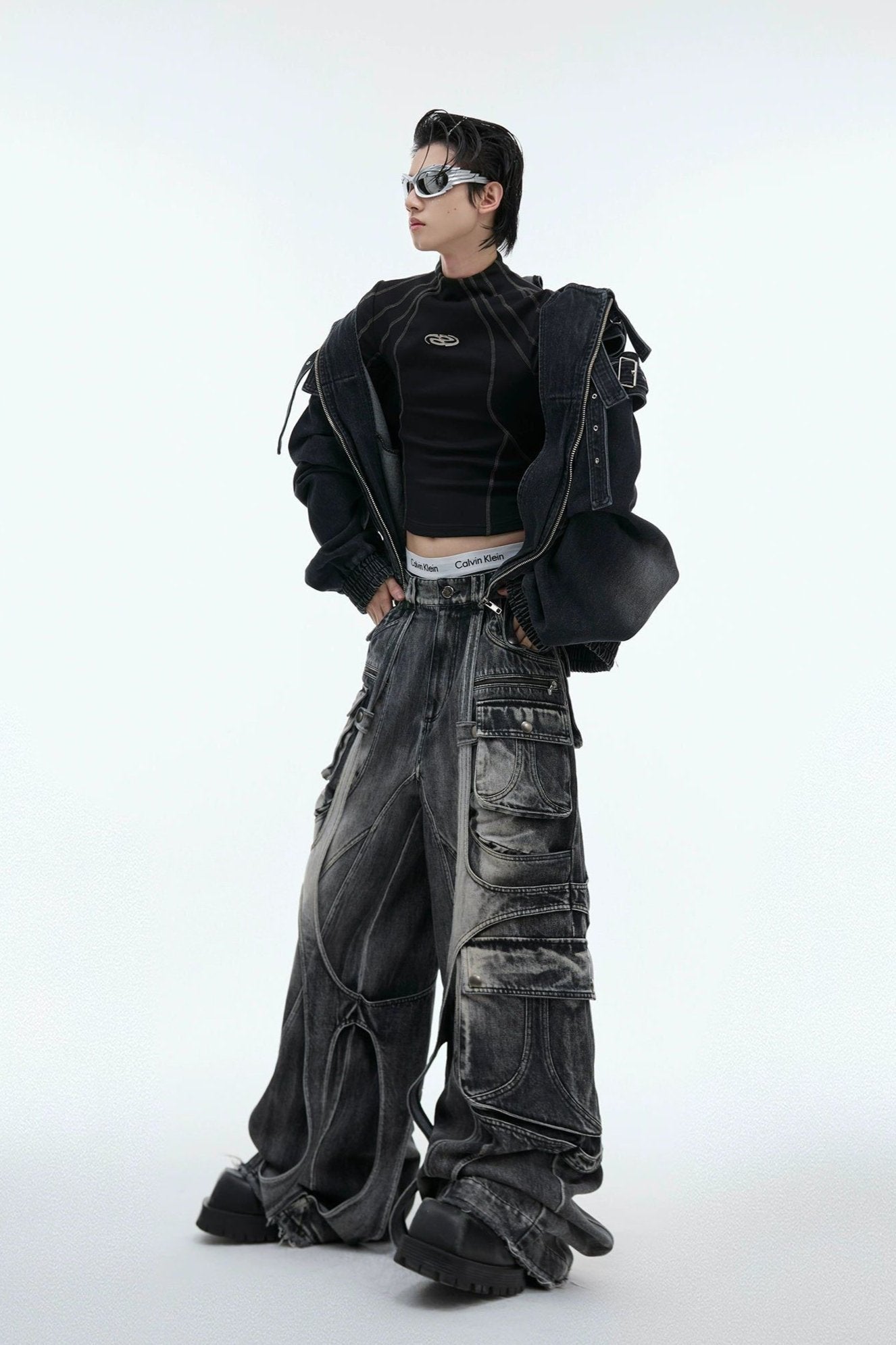 Web Line Slim Fit Cropped Mockneck