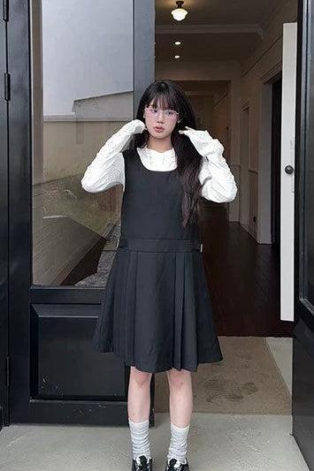 Sleeveless Plain Color Pleated Dress