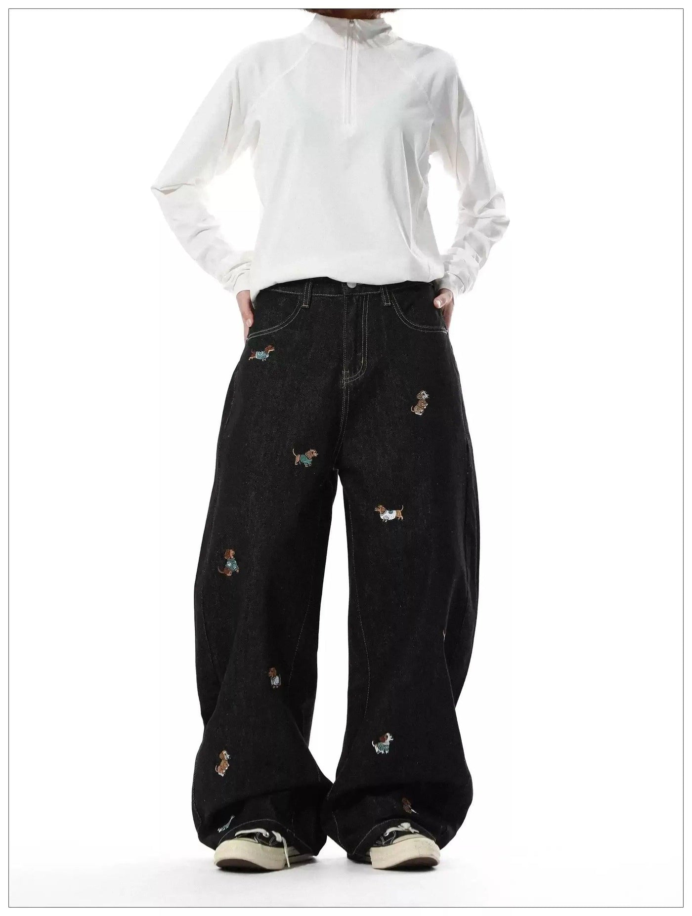 Dog Embroidered Barrel Jeans