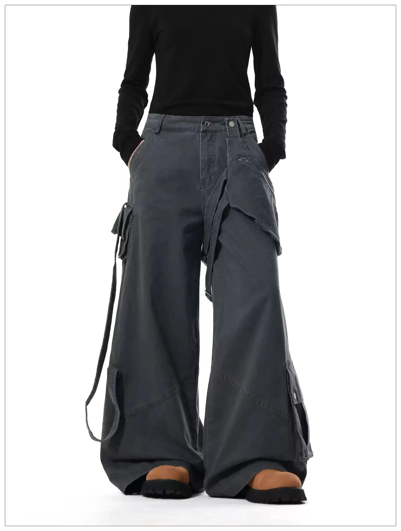 Strapped Pockets Wide Leg Jeans