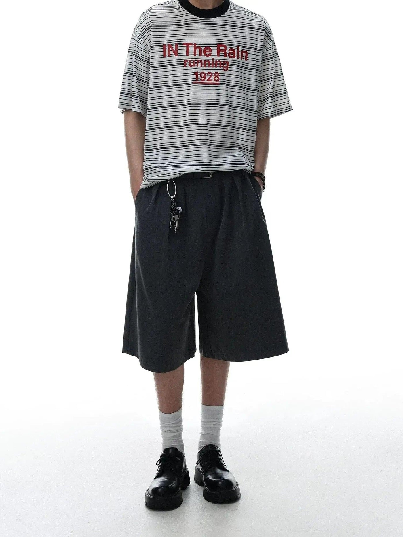 Boxy Fit Pleated Suit Shorts