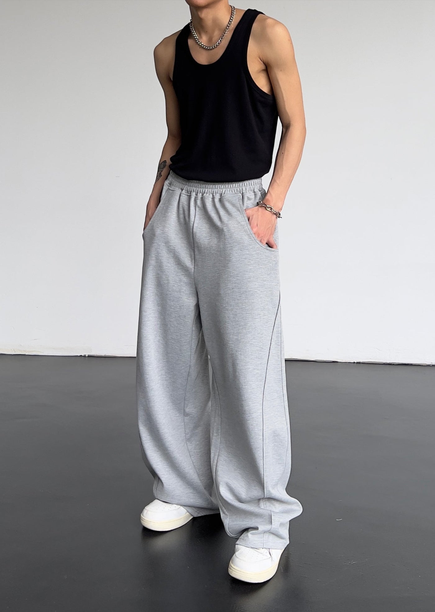 Solid Relaxed Fit High Waisted Sweatpants