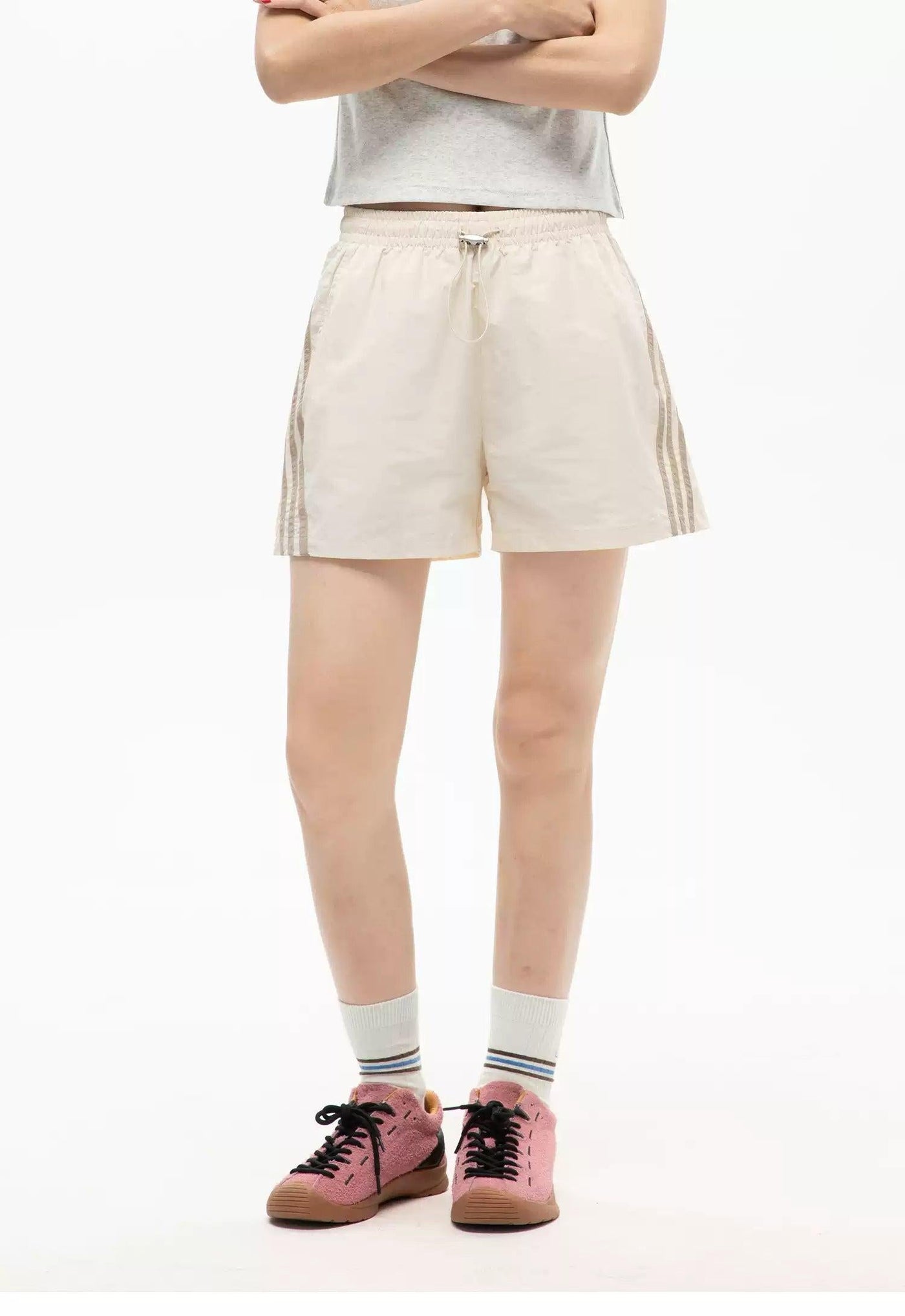 Adjustable String Contrast Striped Shorts
