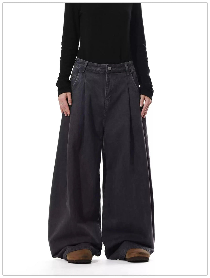 Washed Loose Fit Jeans