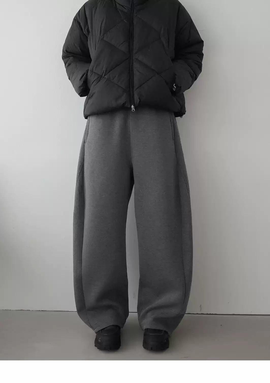 Structured Side Pocket Barrel Sweatpants