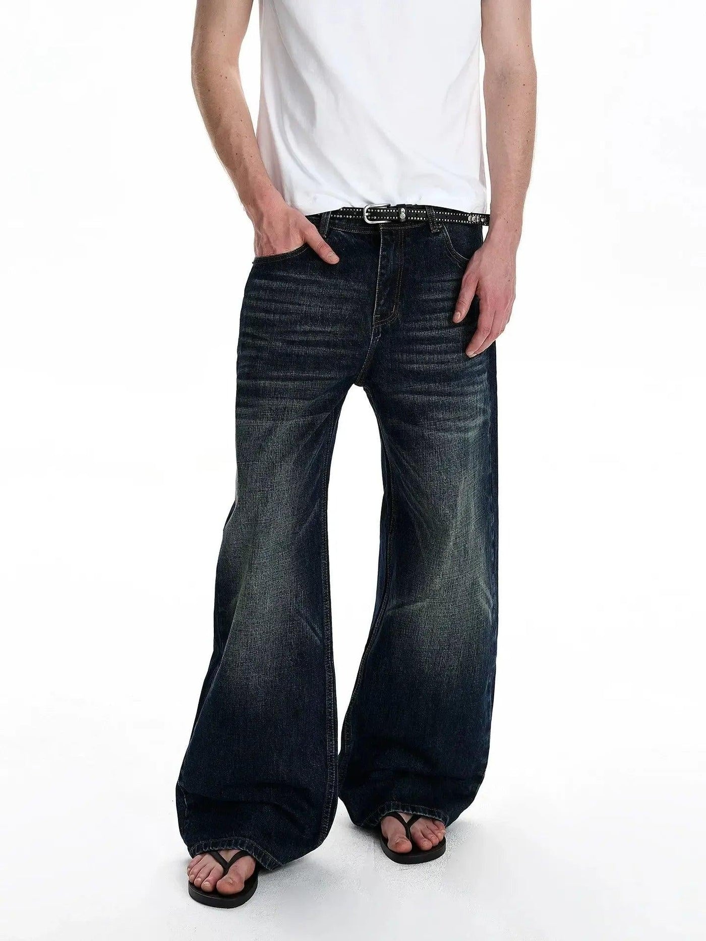 Distressed Washed Flared Jeans