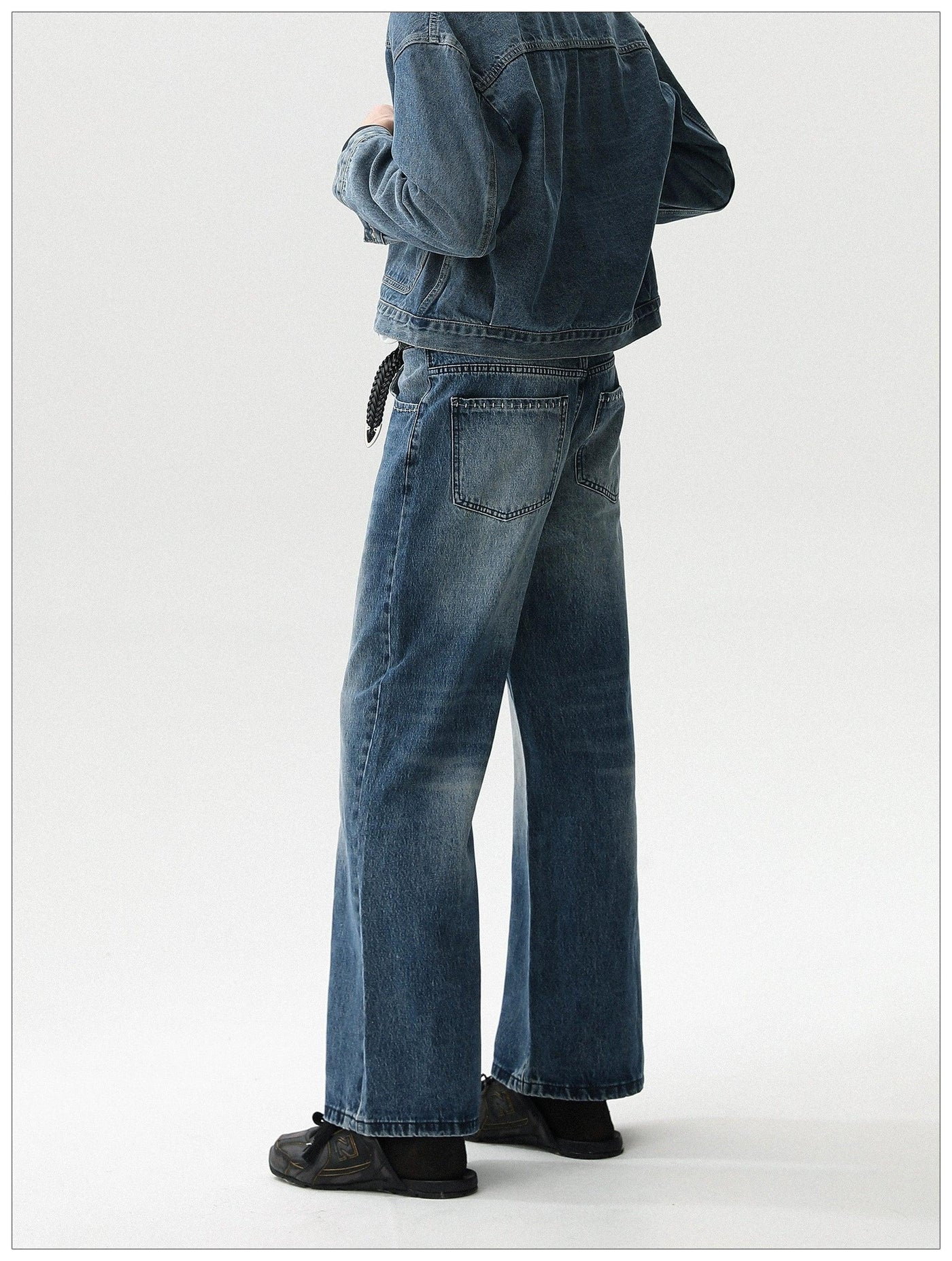 Straight Leg Faded Versatile Jeans