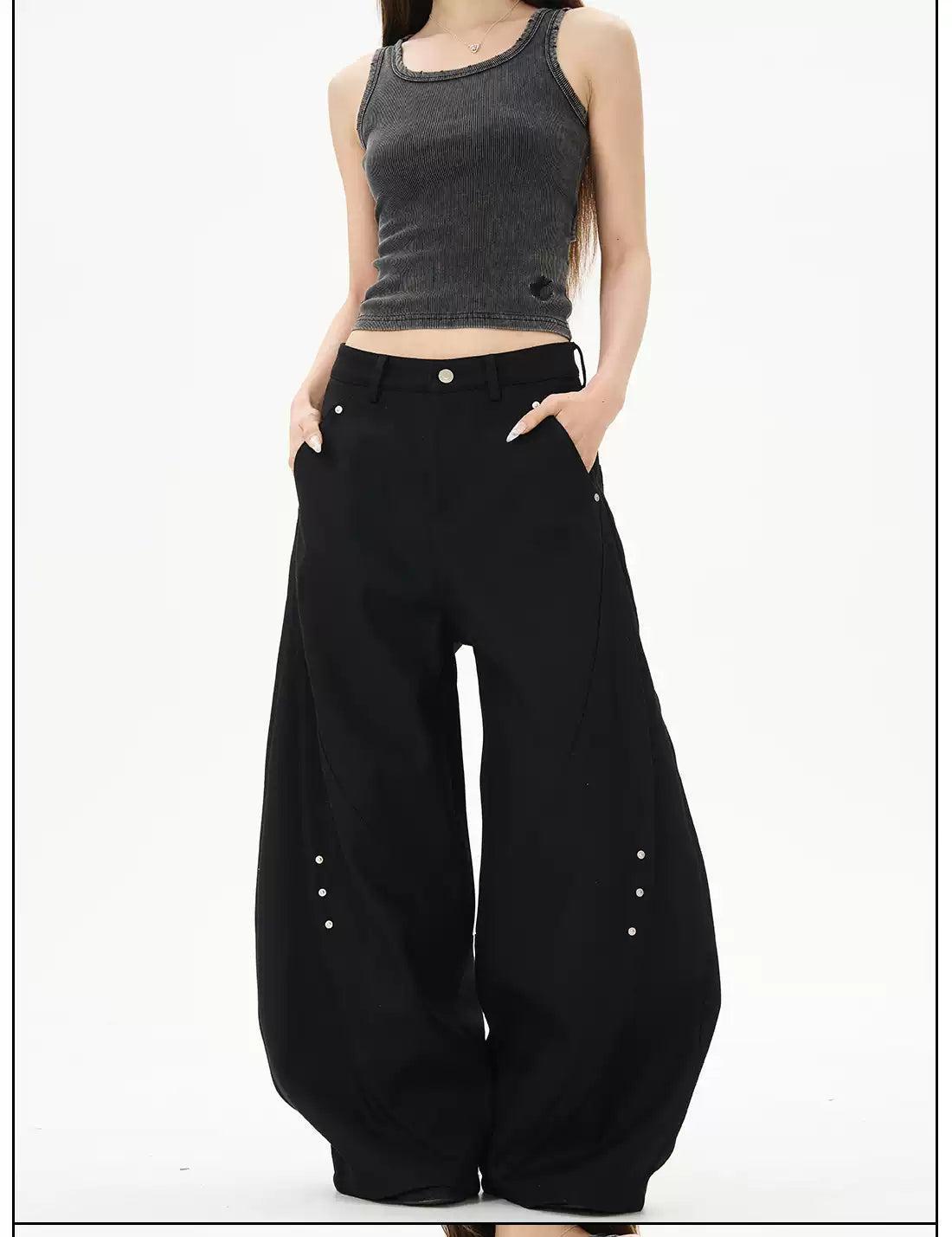 Buttoned Drape Scimitar Pants