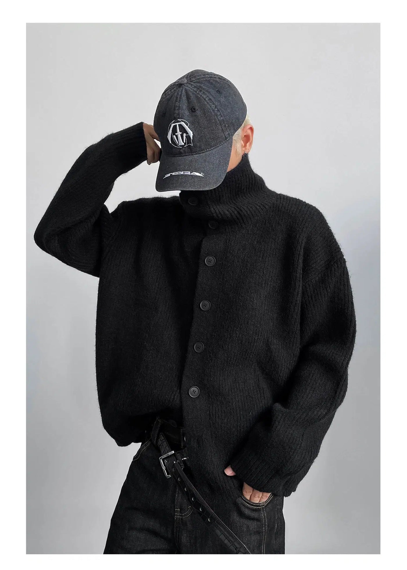 Classic Buttoned Ribbed Jacket