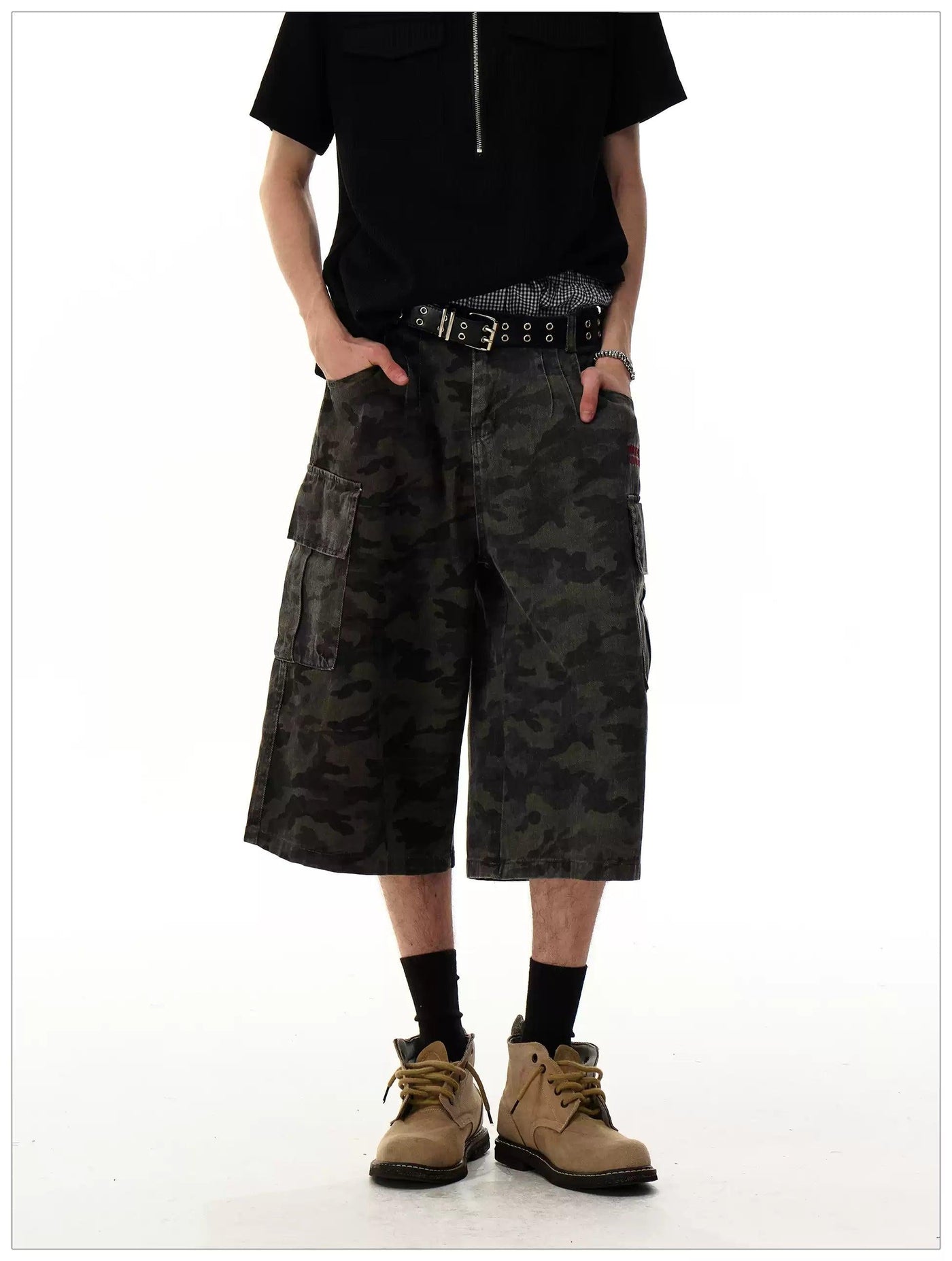 Flap Pockets Camouflage Denim Shorts