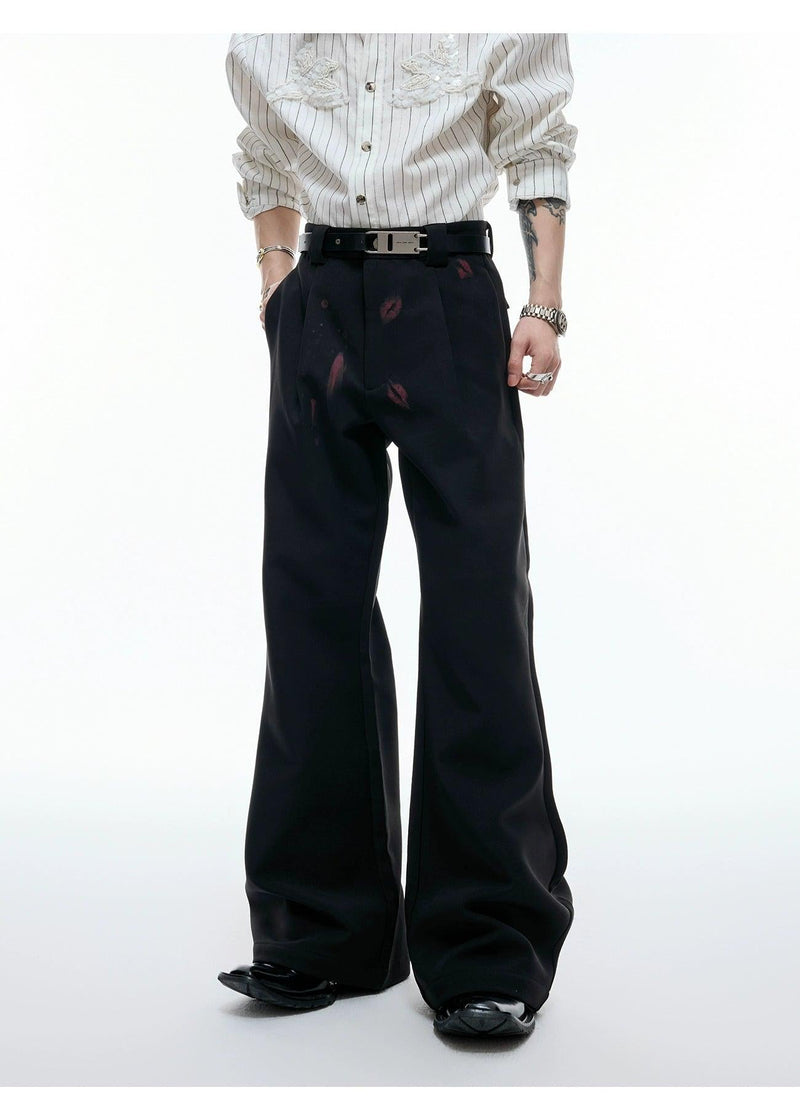 Pleated Lip Print Flared Trousers