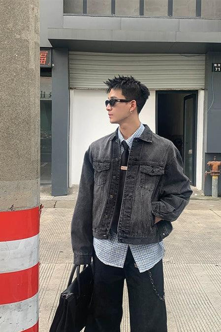 Versatile Cropped Denim Jacket
