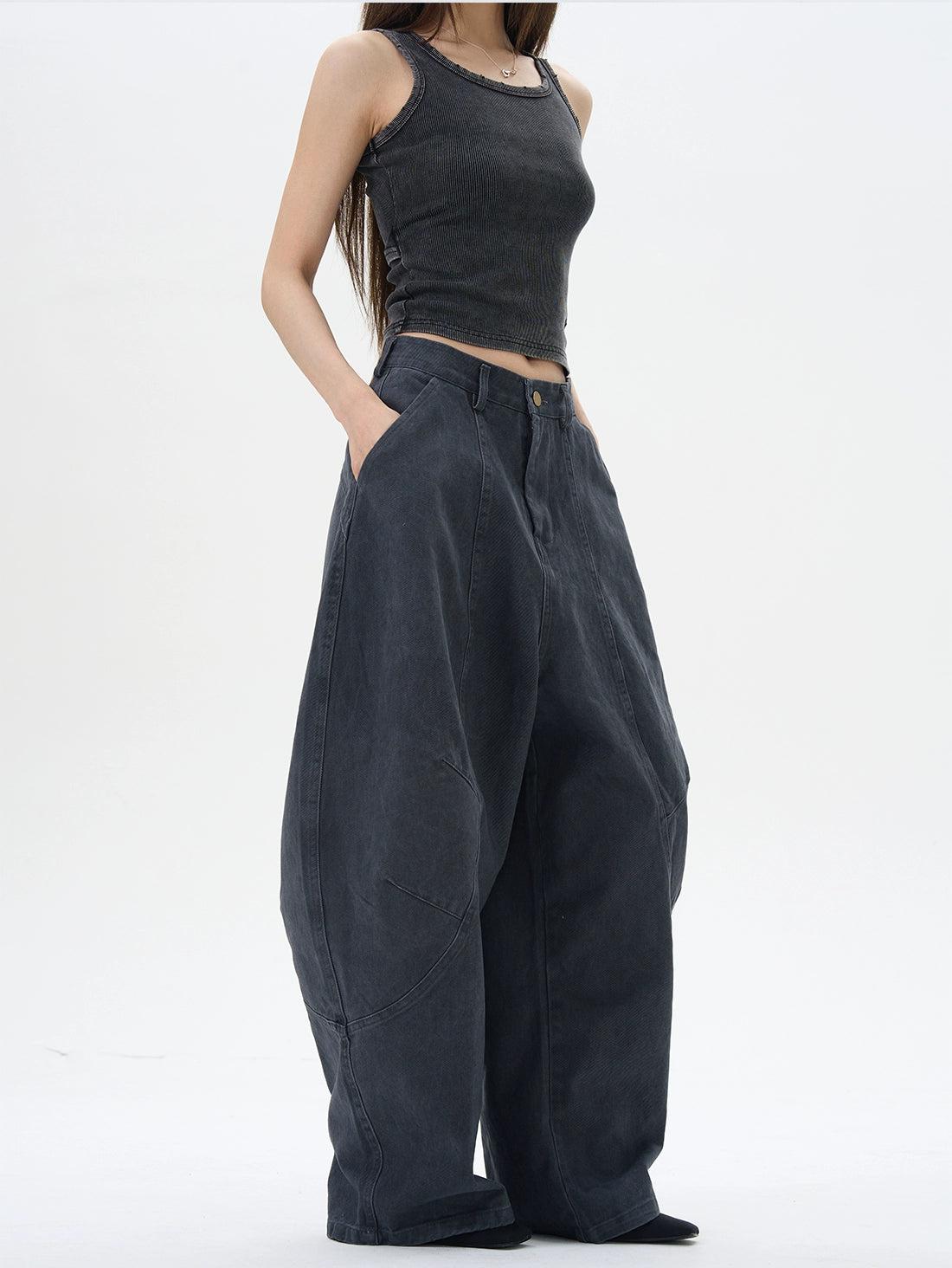 Curved Cut Loose Cargo Pants