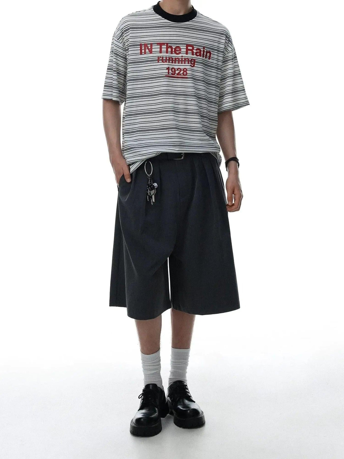 Boxy Fit Pleated Suit Shorts