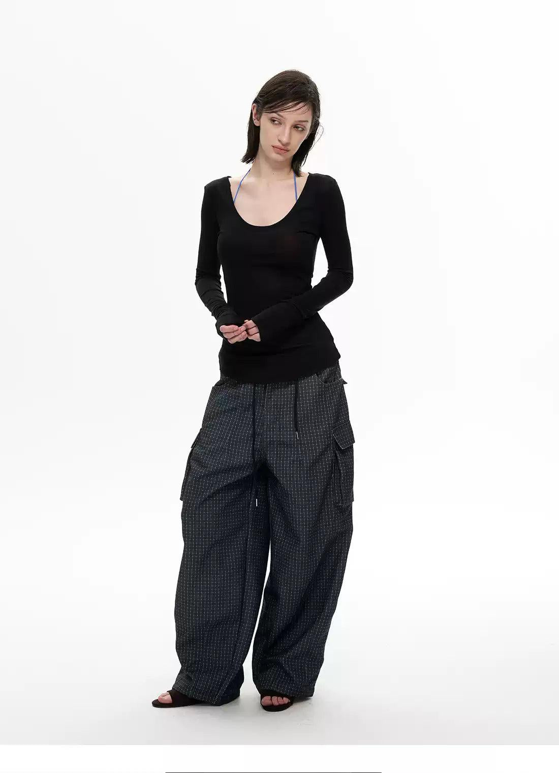 Embossed Pockets Patterned Barrel Pants