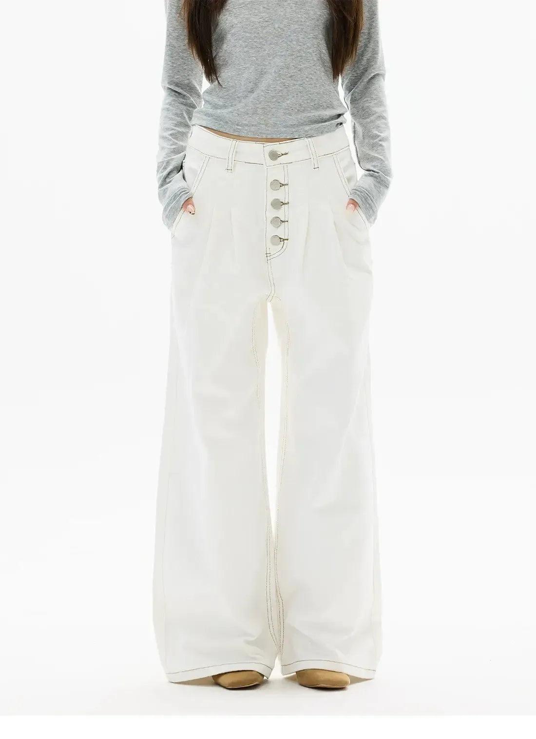 Contrast Outlined Buttoned Jeans
