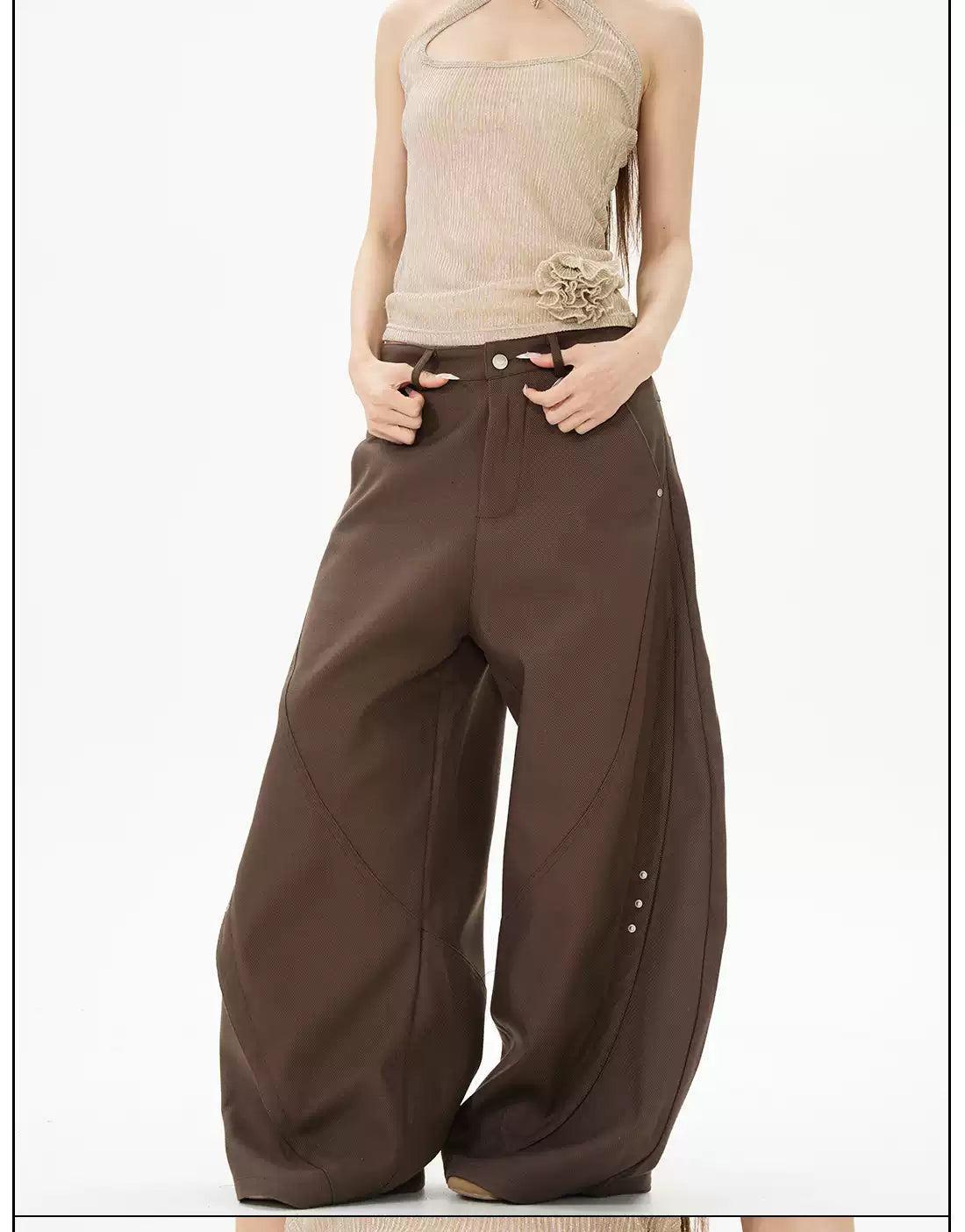 Buttoned Drape Scimitar Pants