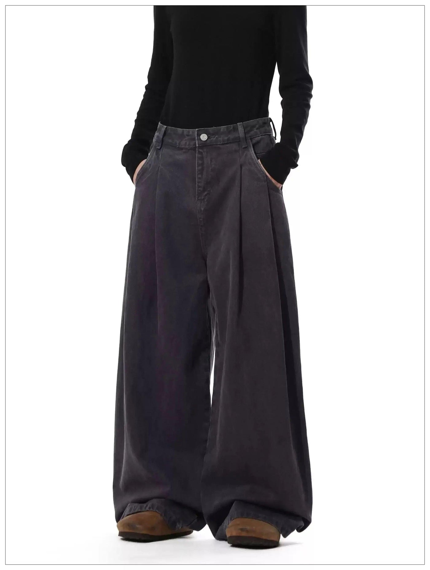 Washed Loose Fit Jeans