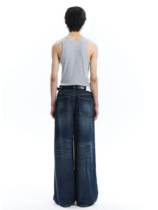 Whisker Emphasis Wide Cut Jeans