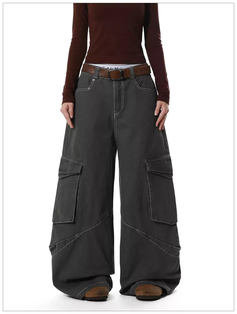 Stitch Outlined Cargo Wide Jeans