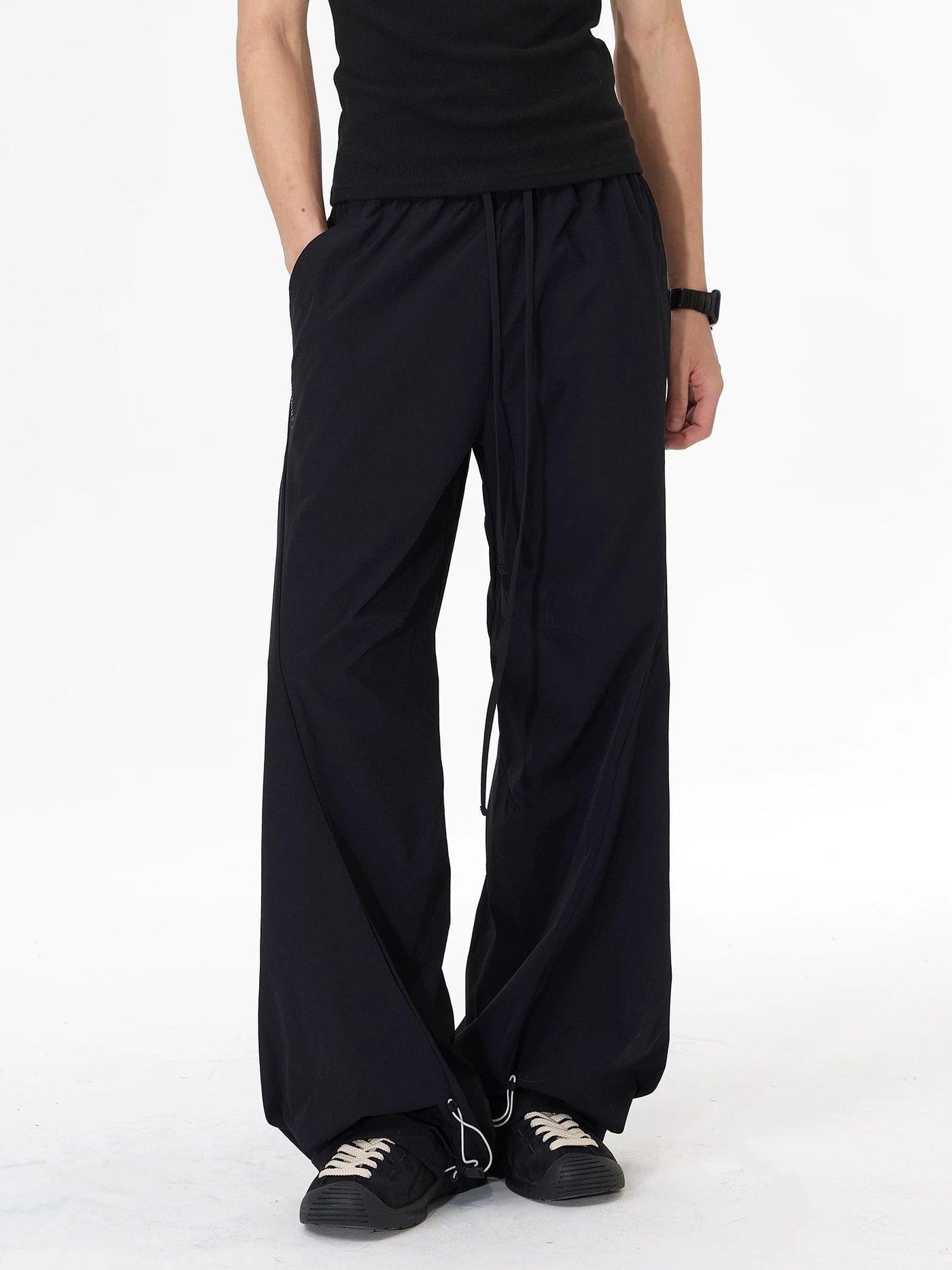 Curved Cut Drawstring Outdoor Pants