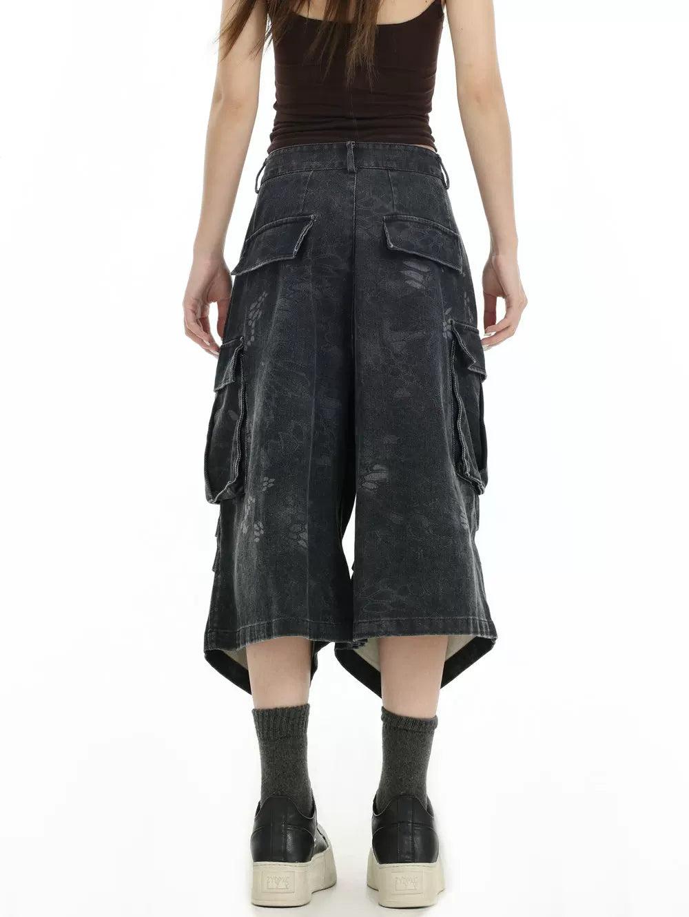Camo Pattern Cargo Shorts