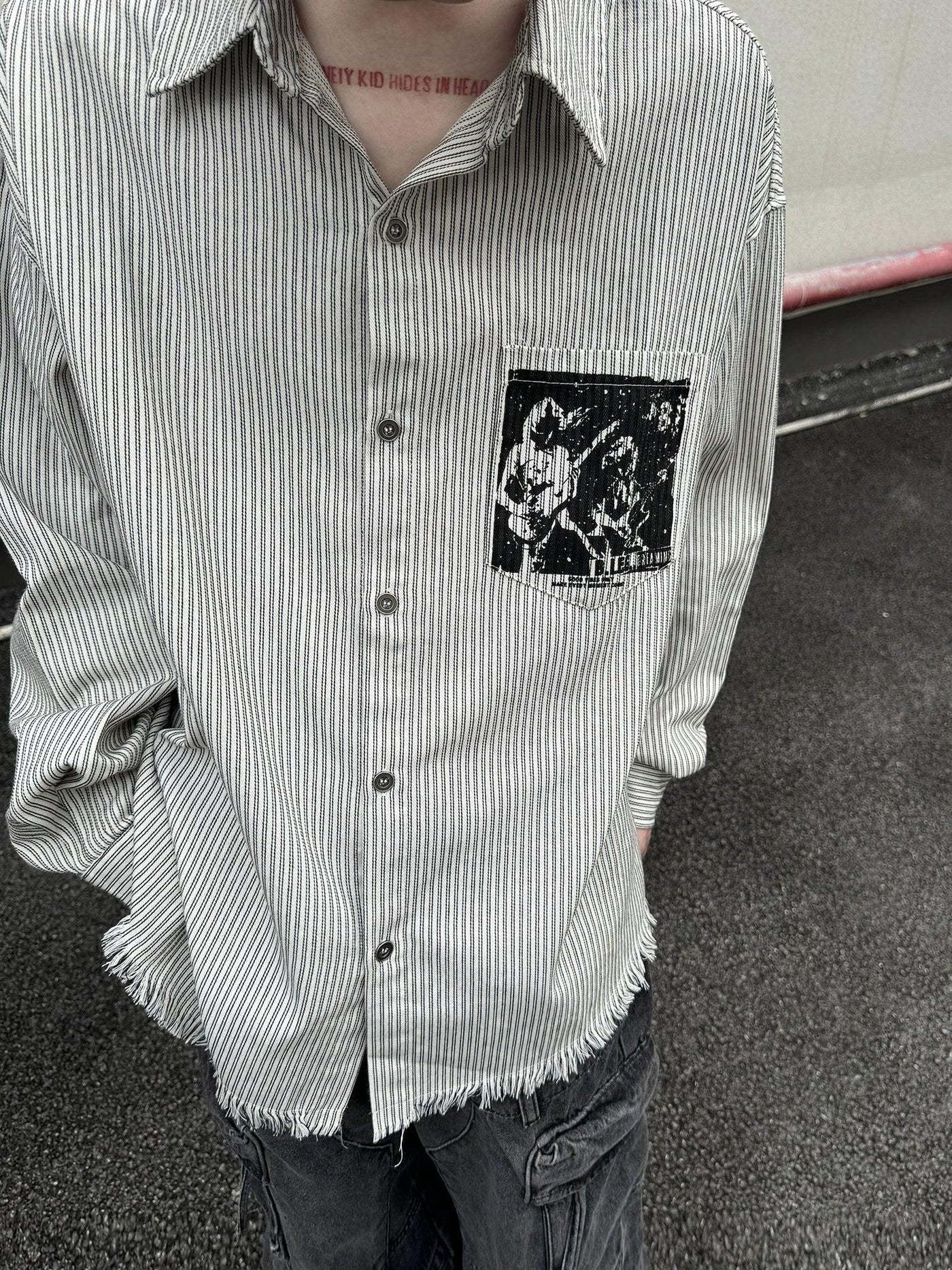 Chic Frayed & Striped L/S Shirt