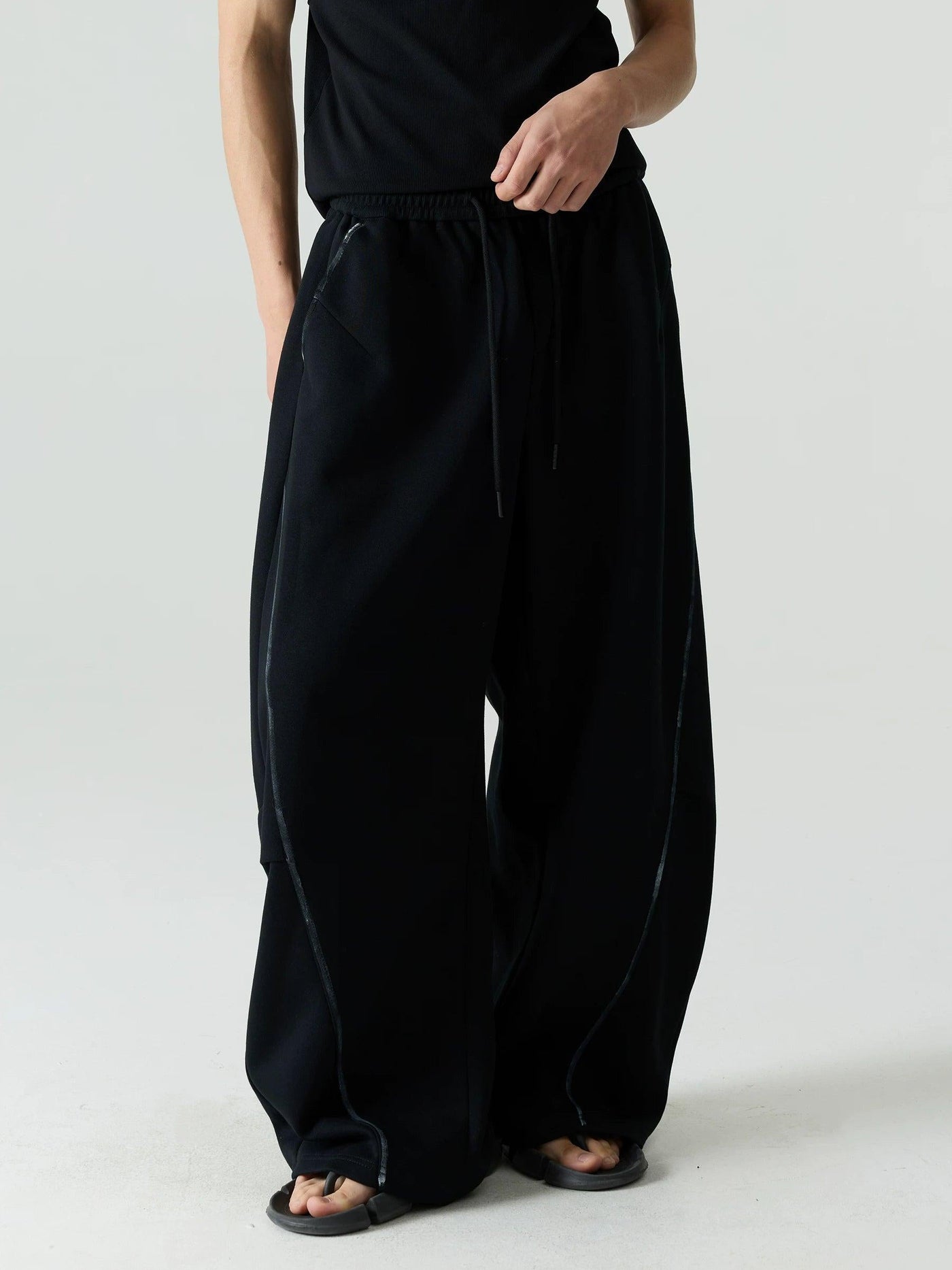 Contrast Seam Wide Leg Sweatpants