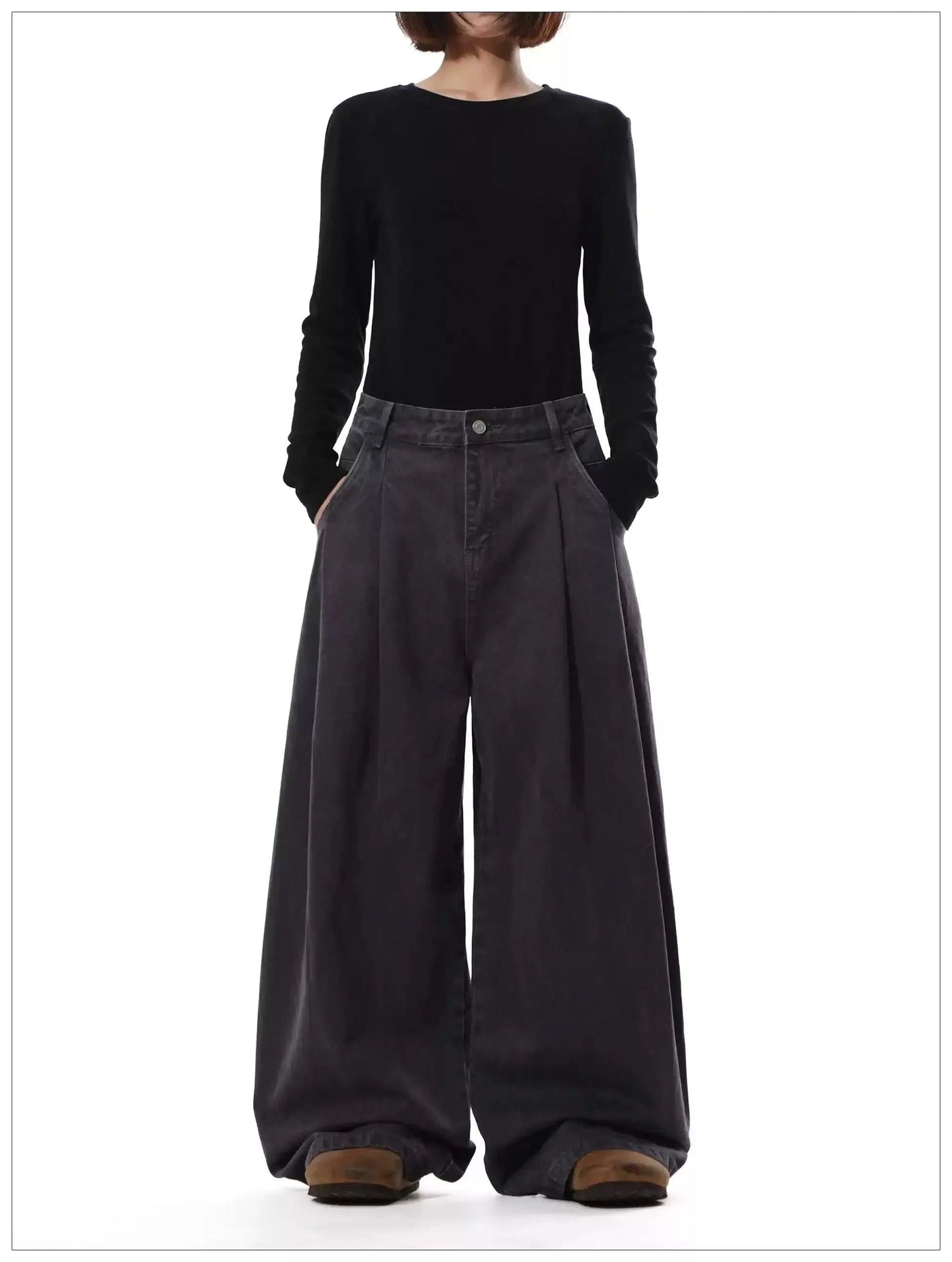 Washed Loose Fit Jeans