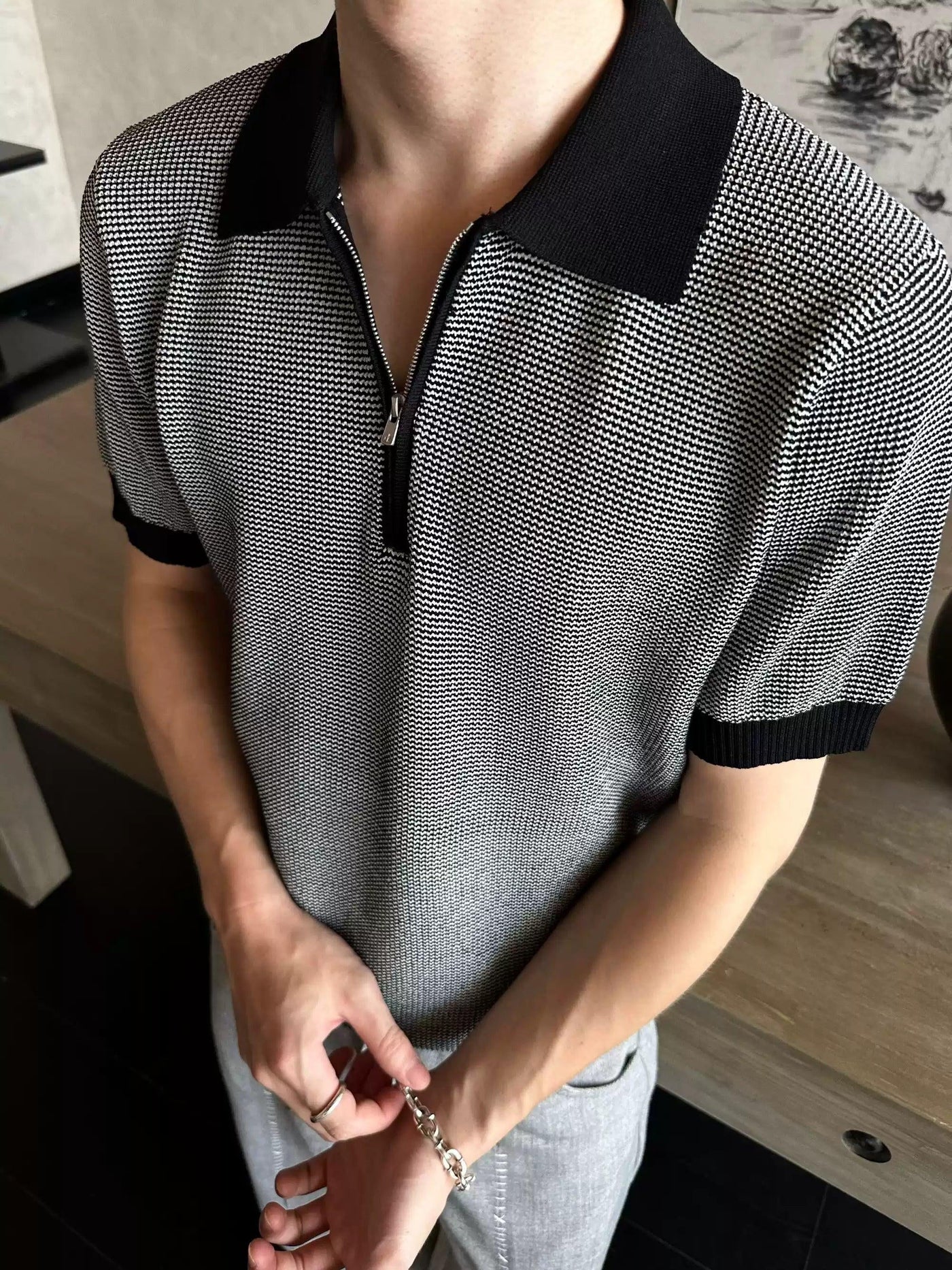 Textured Contrast Half-Zipped Knit Polo