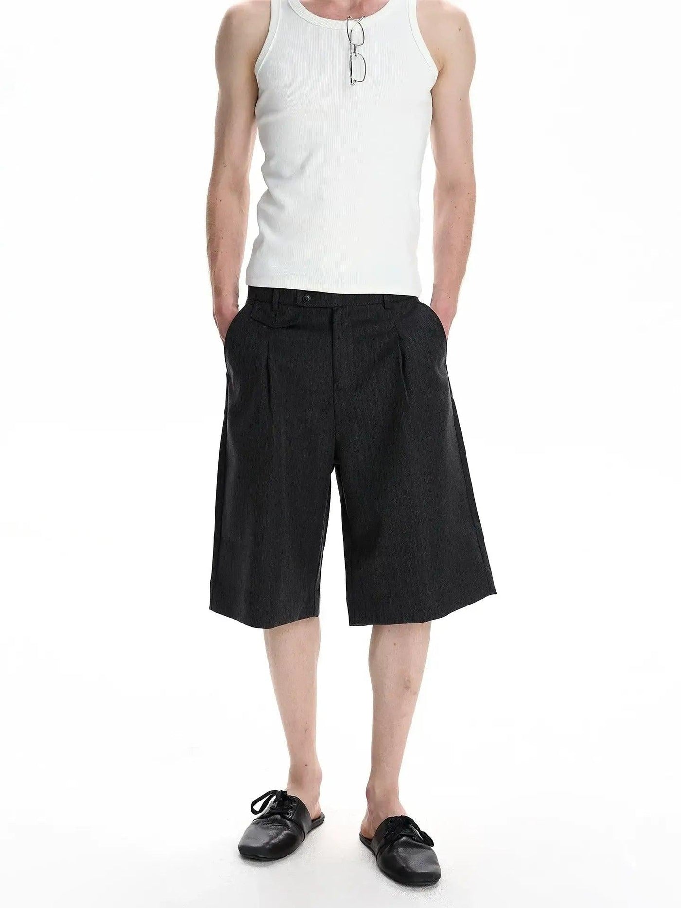 Clean Fit Tailored Shorts