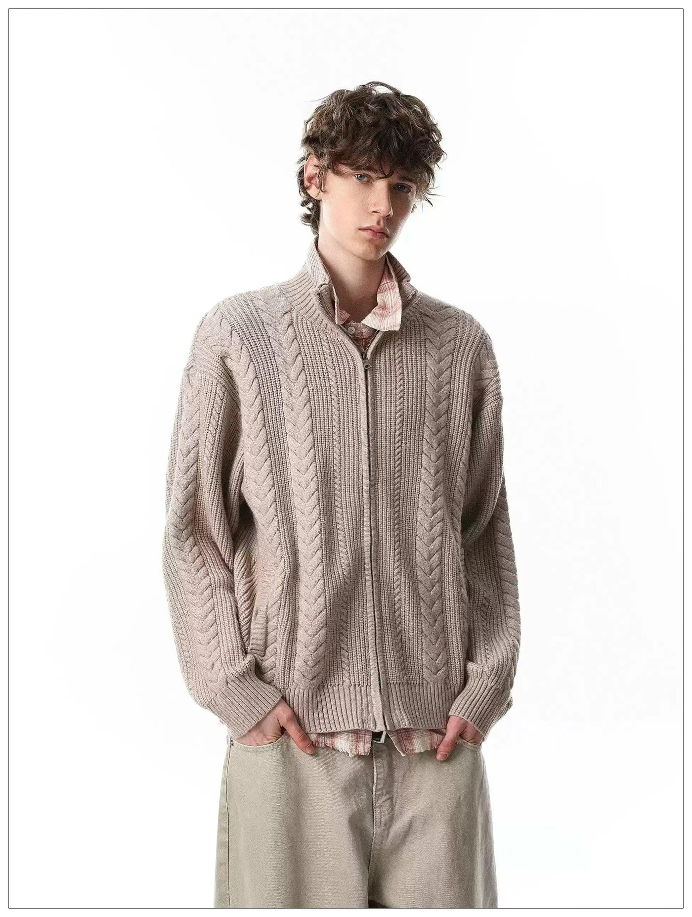 Pattern Knit Zipped Jacket