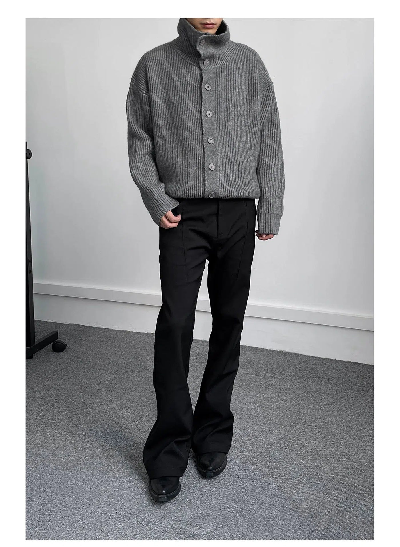 Classic Buttoned Ribbed Jacket
