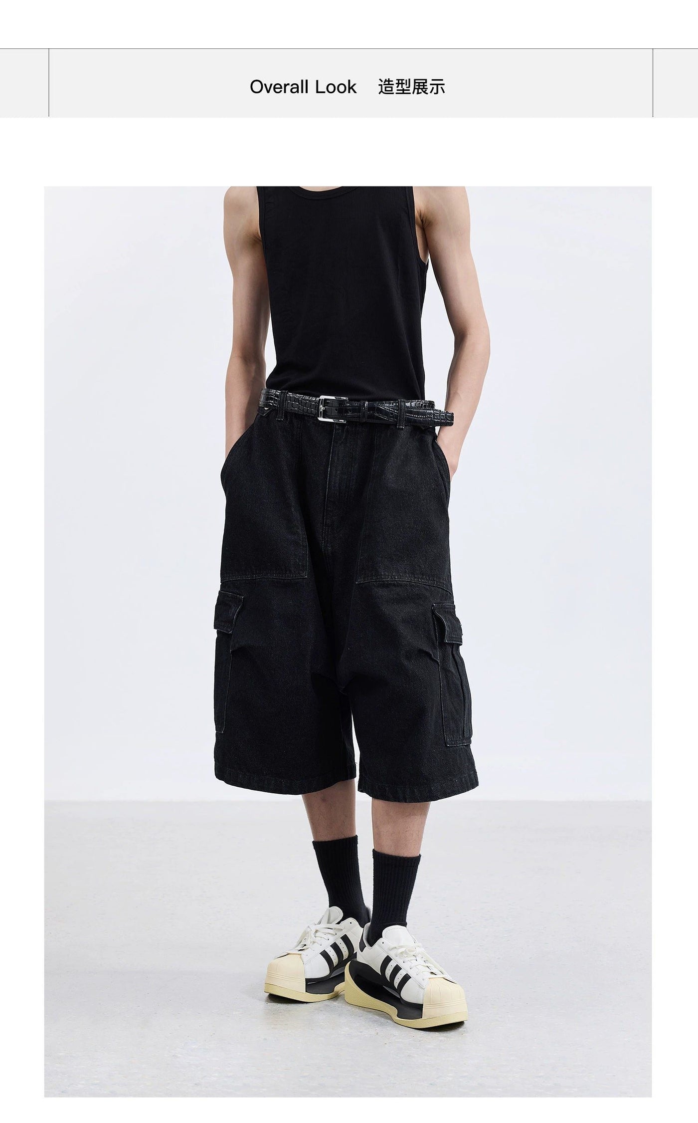 Wide Pockets Denim Shorts