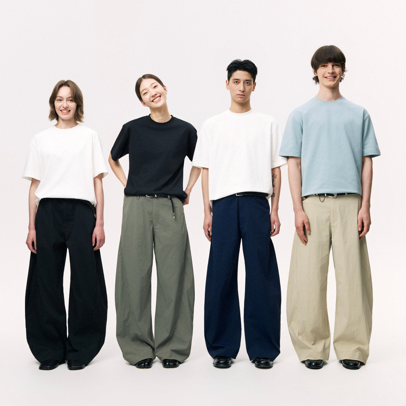 Structured Seamed Barrel Pants