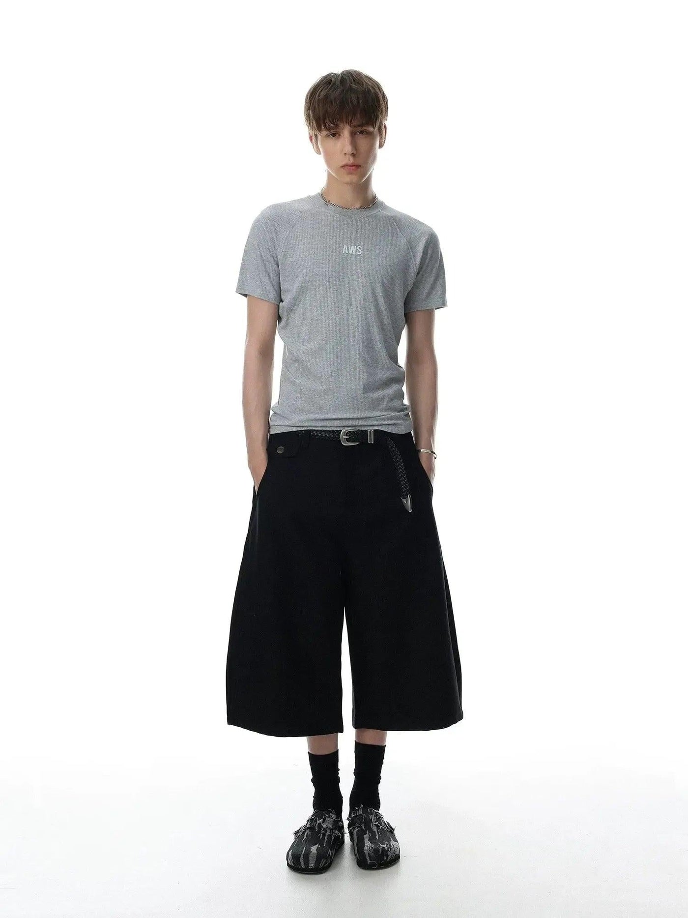 Textured Graphic Letter T-Shirt