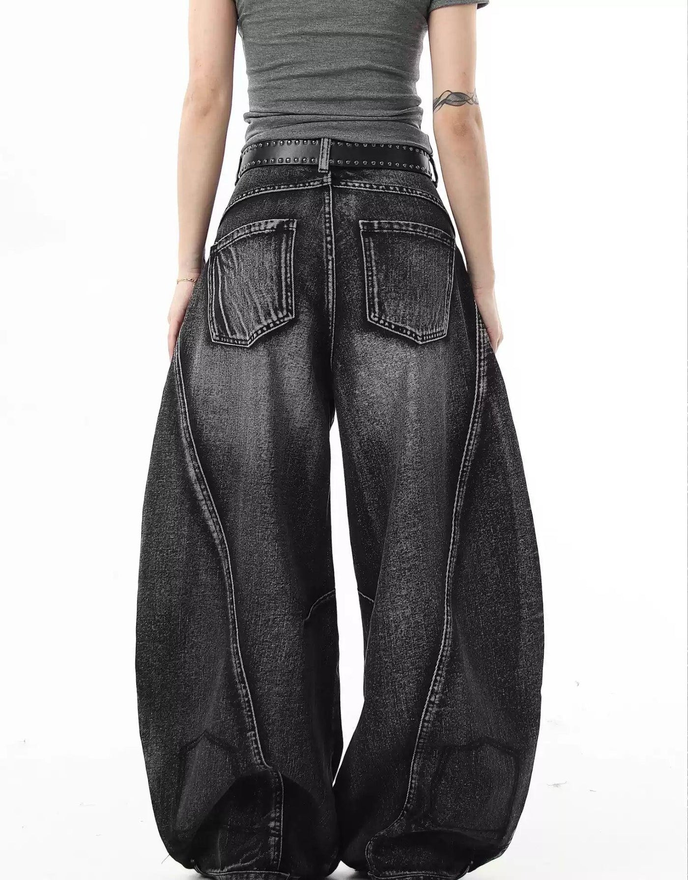 Distressed Spots Loose Jeans