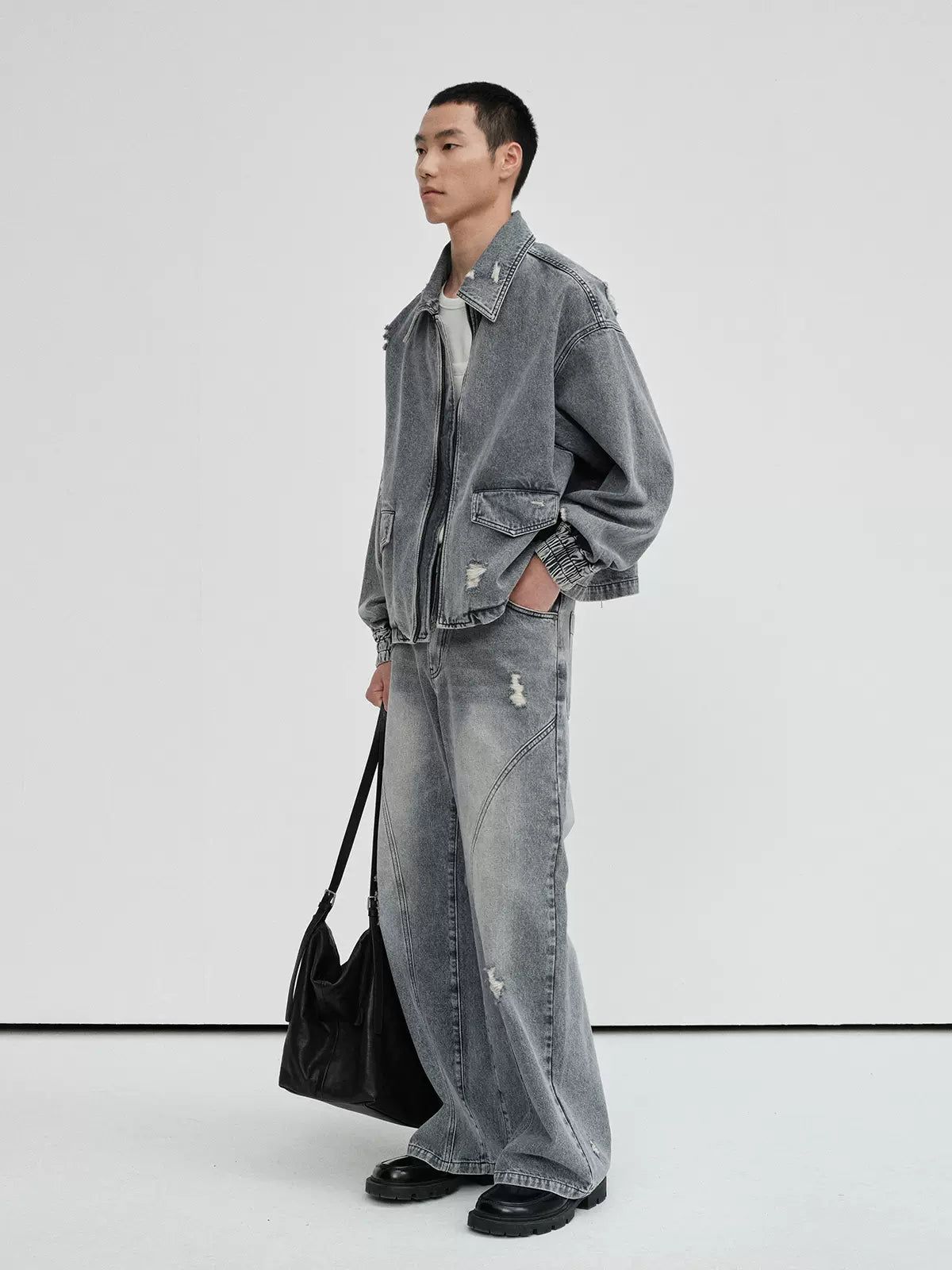 Irregular Distressed Spots Faded Straight Jeans