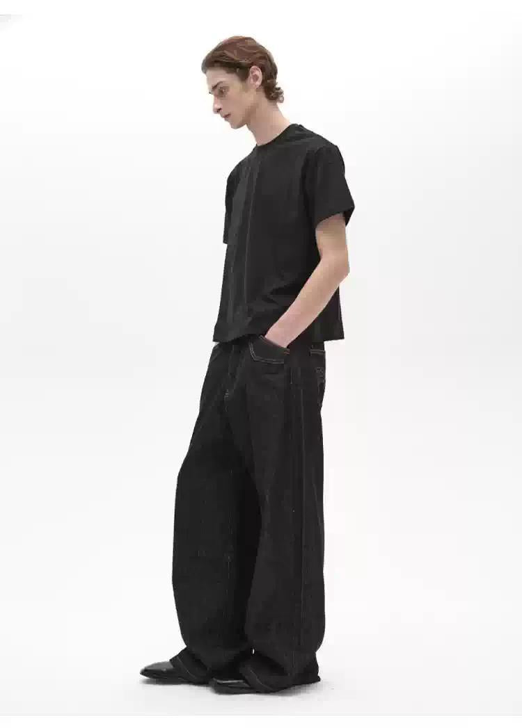 Buttoned Loose Leg Fit Jeans
