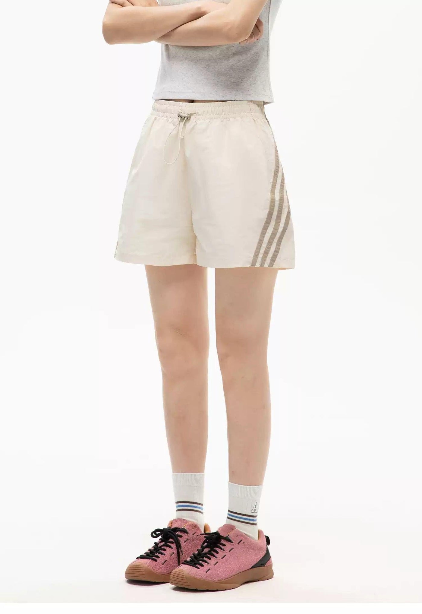 Adjustable String Contrast Striped Shorts