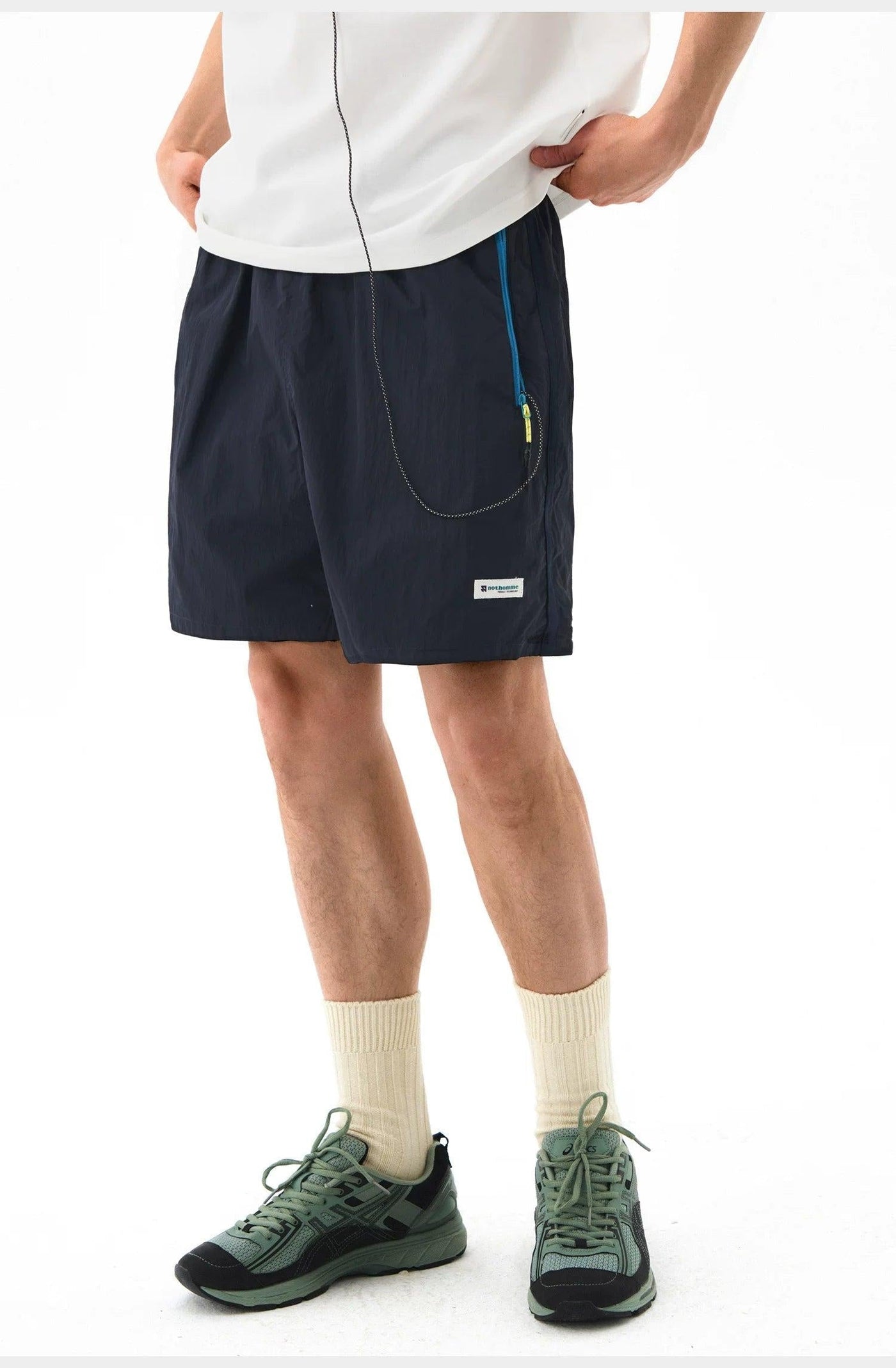 Contrast Zipped Pocket Athletic Shorts