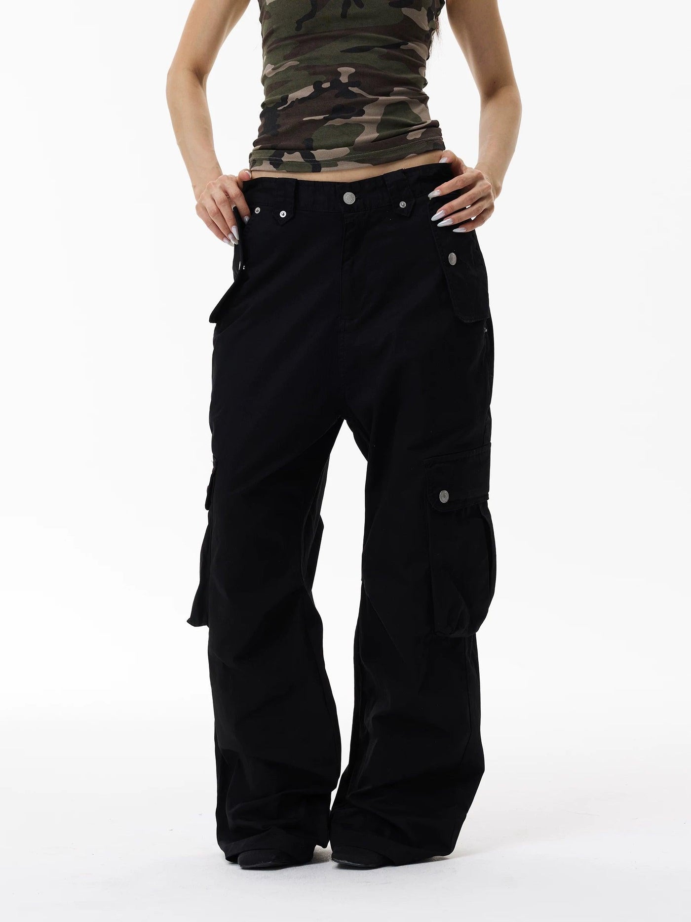 Multi-Pocket Cargo Pants