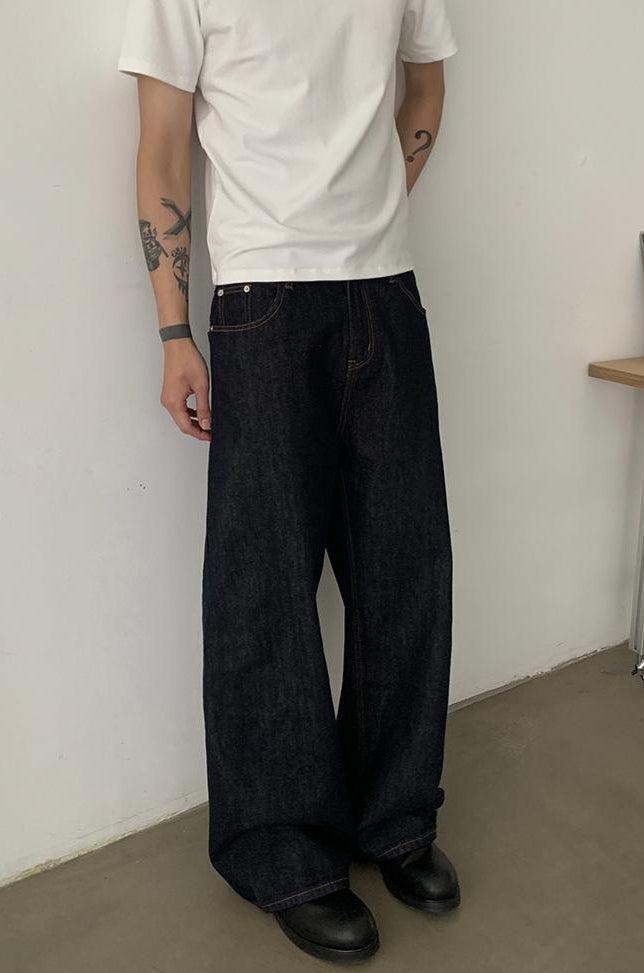 Solid Color Buckle Detail Jeans