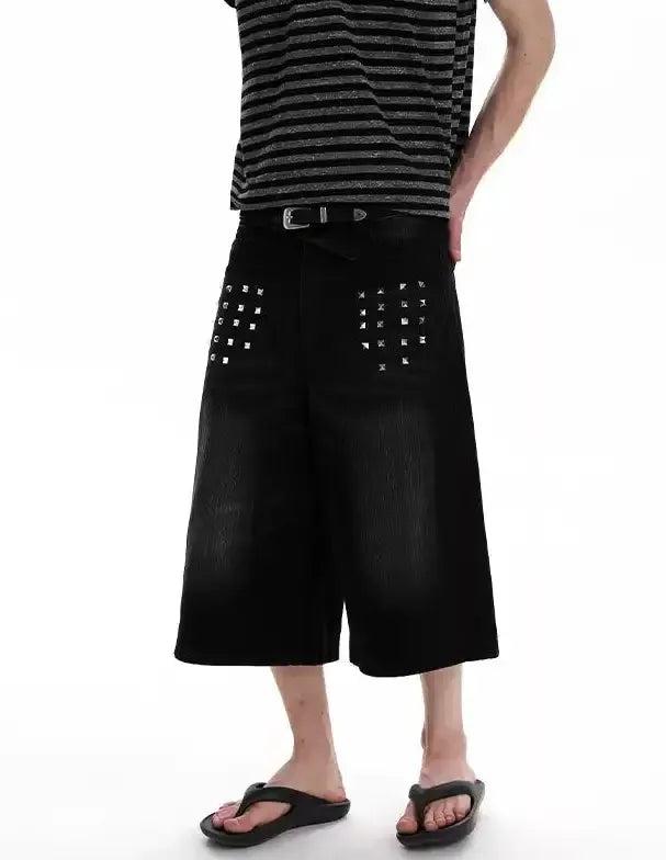 Stub Detailed Pockets Denim Shorts