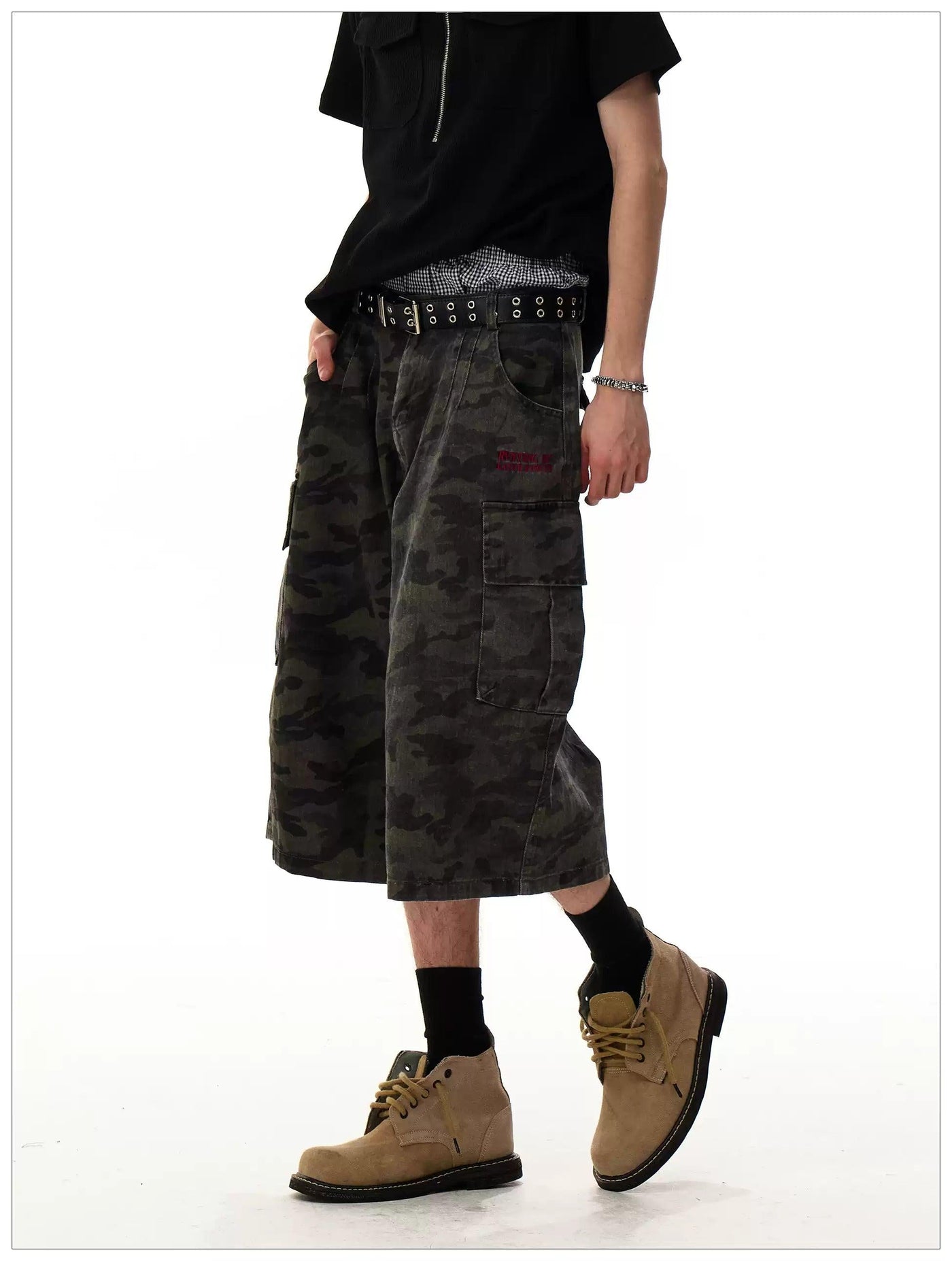 Flap Pockets Camouflage Denim Shorts