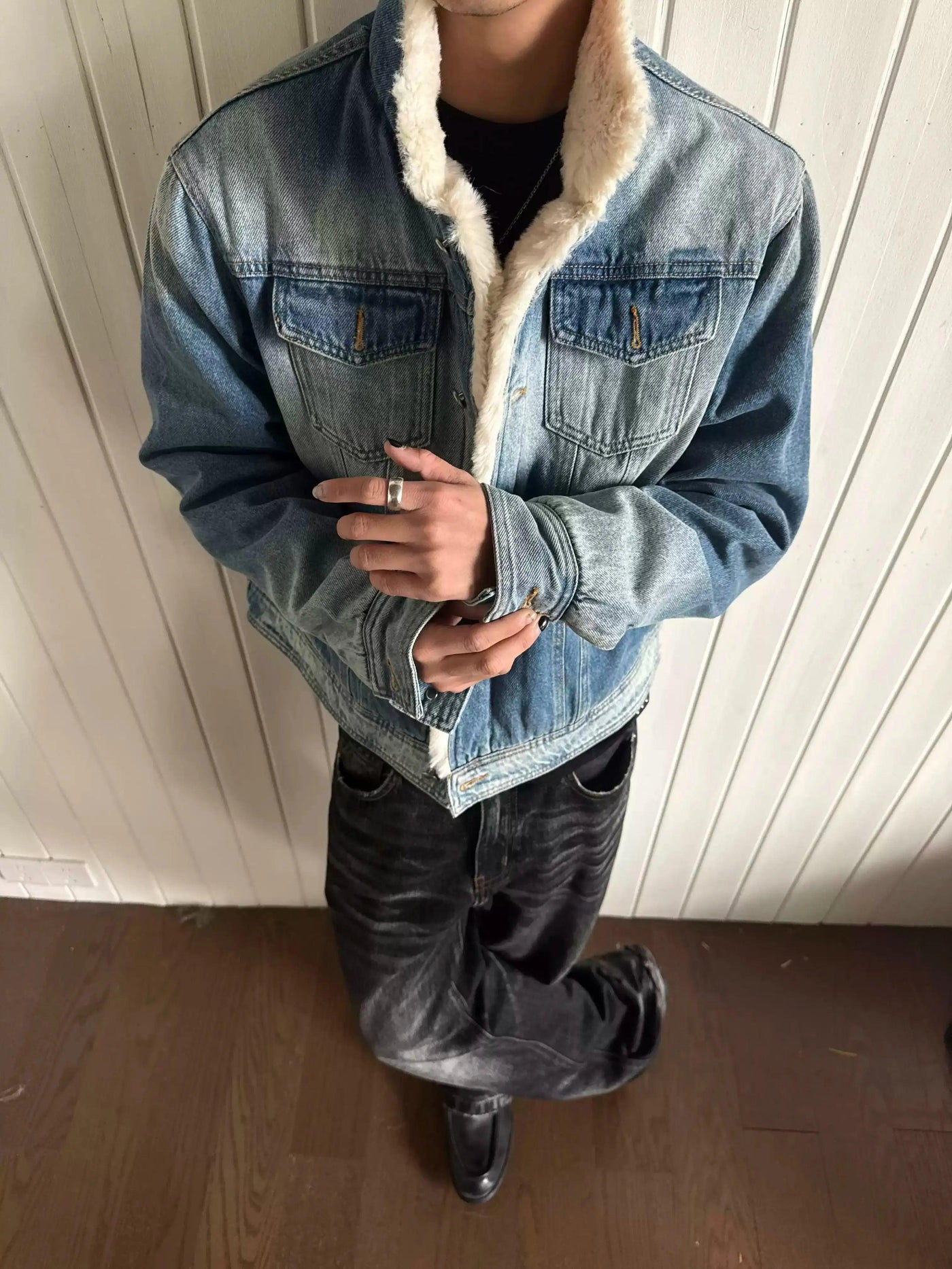 Faux Fur Outlined Washed Denim Jacket